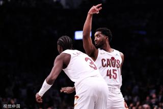 在边路攻防 在边路攻防