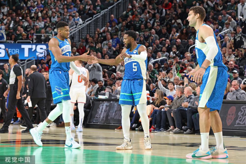 际大赛中屡 际大赛中屡